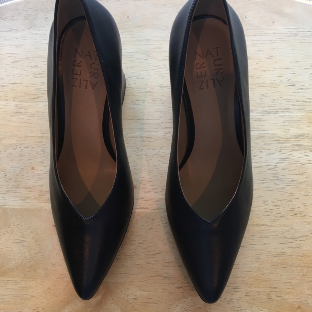 Naturalizer, Style “Hope” in black leather 6.5 M